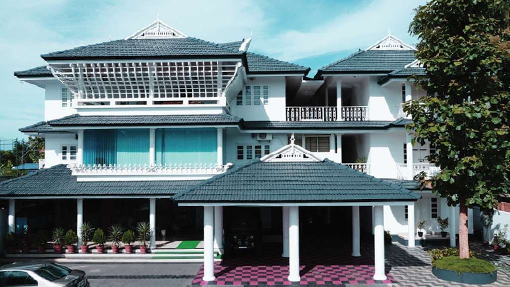 Hotel KR Inn Exterior